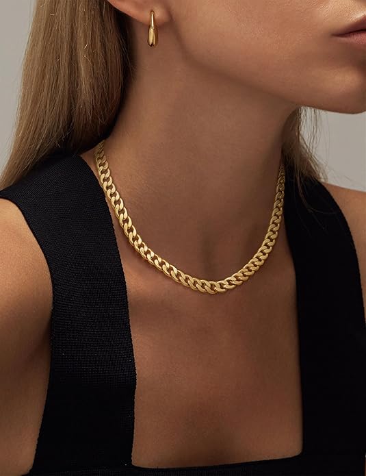 Sophisticated Chunky Gold Cuban Link Necklace