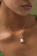 Elegant Golden Pearl Necklace