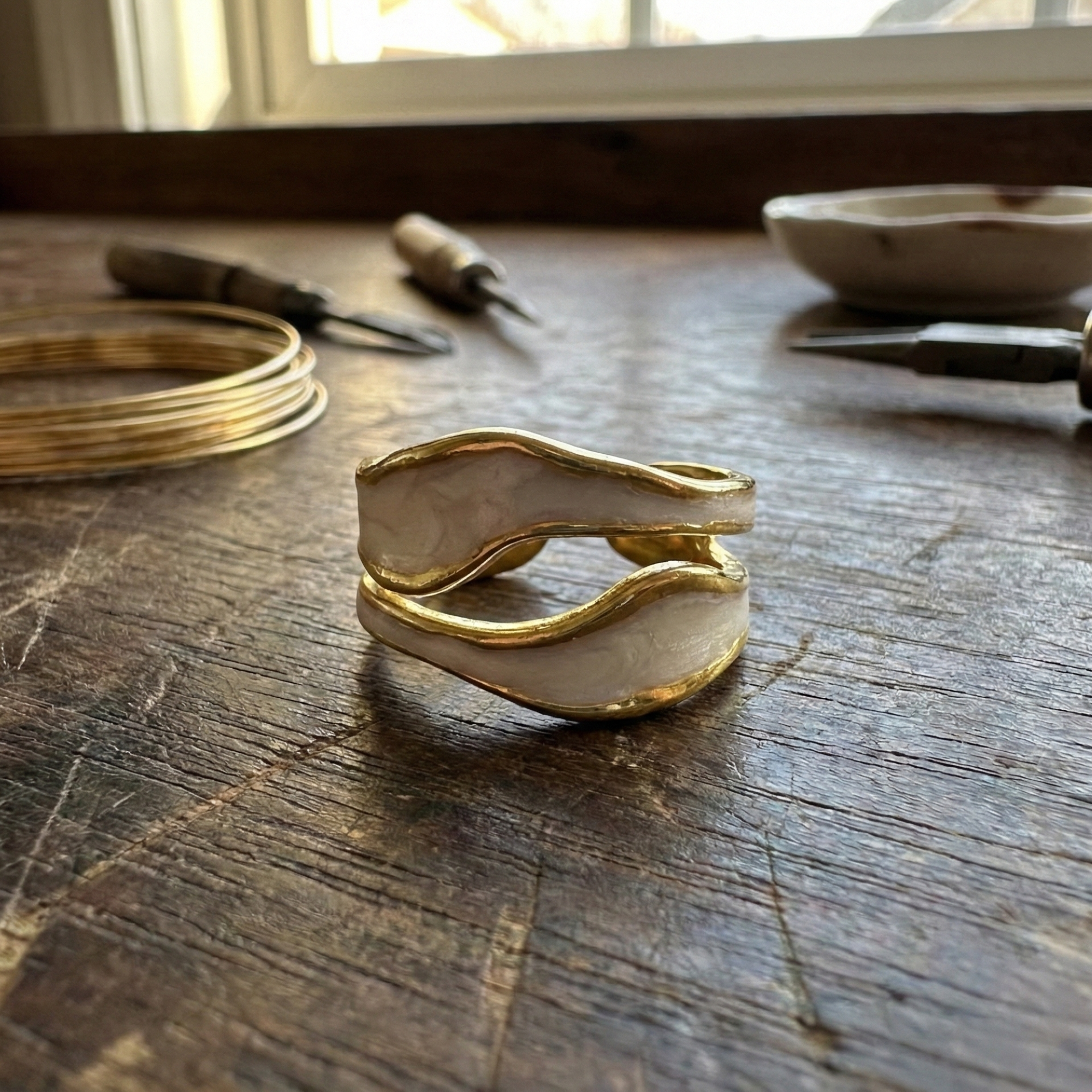 Dream - Vintage White Gold Ring