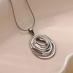 Hollow Geometric Oval Necklace in Gold and Silver