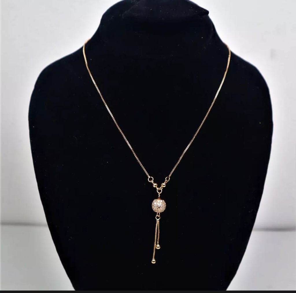 Gold Vintage Pendant Necklace