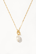 Elegant Golden Pearl Necklace