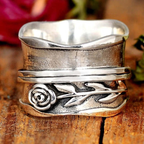 Vintage Silver Engraved Flower Ring