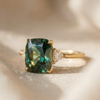 Vintage-Inspired Green Gemstone Gold Ring